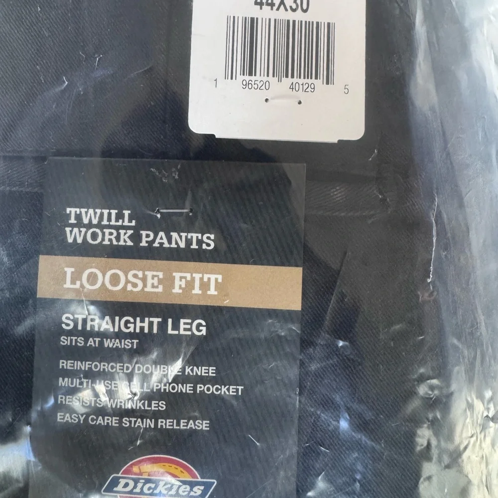 Dickies Black Loose Fit Twill Pants NWT 44x30 - Picture 1 of 1